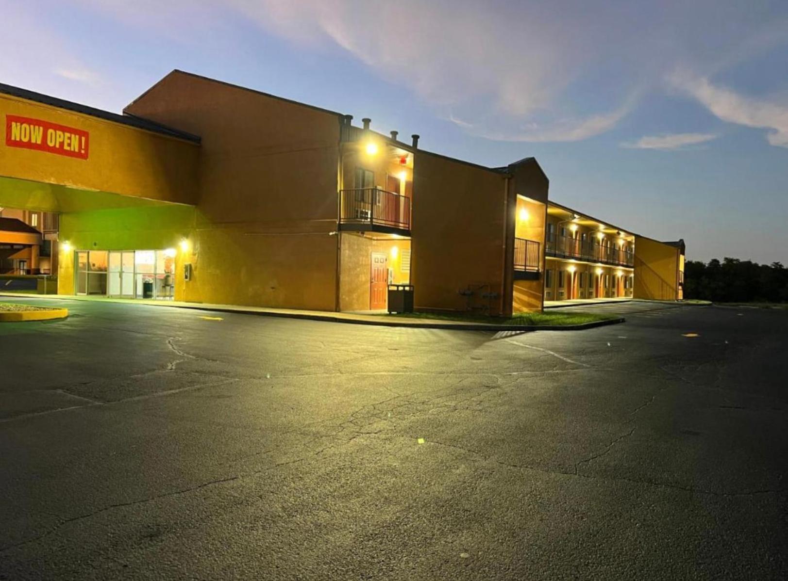 Value Stays By Oyo I-64 Winchester Exterior photo