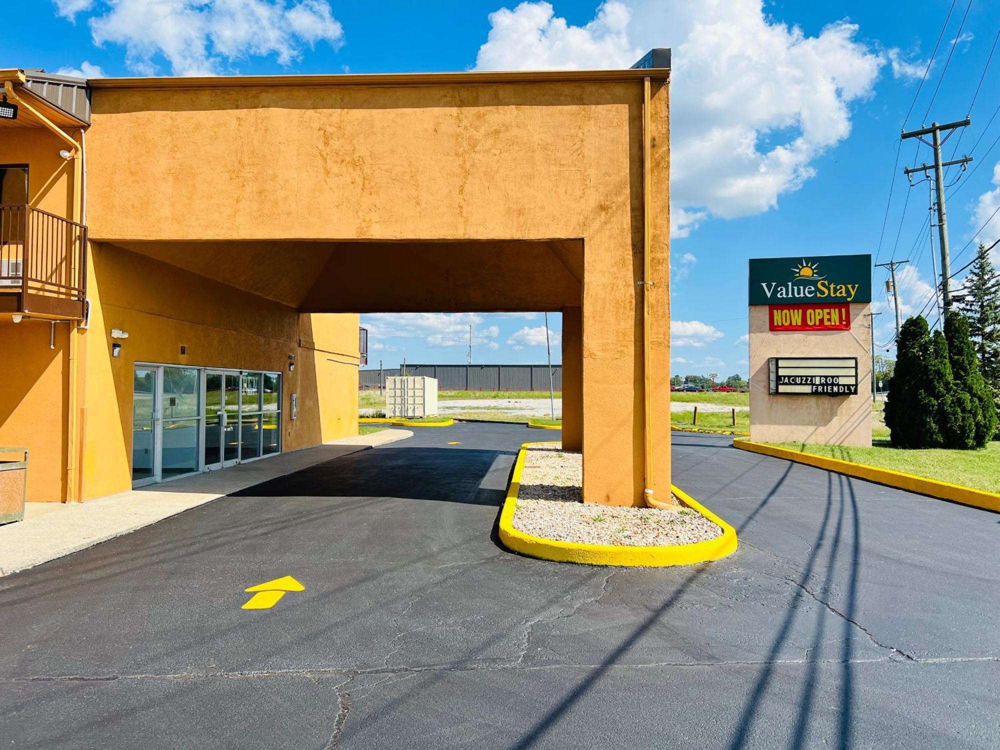 Value Stays By Oyo I-64 Winchester Exterior photo
