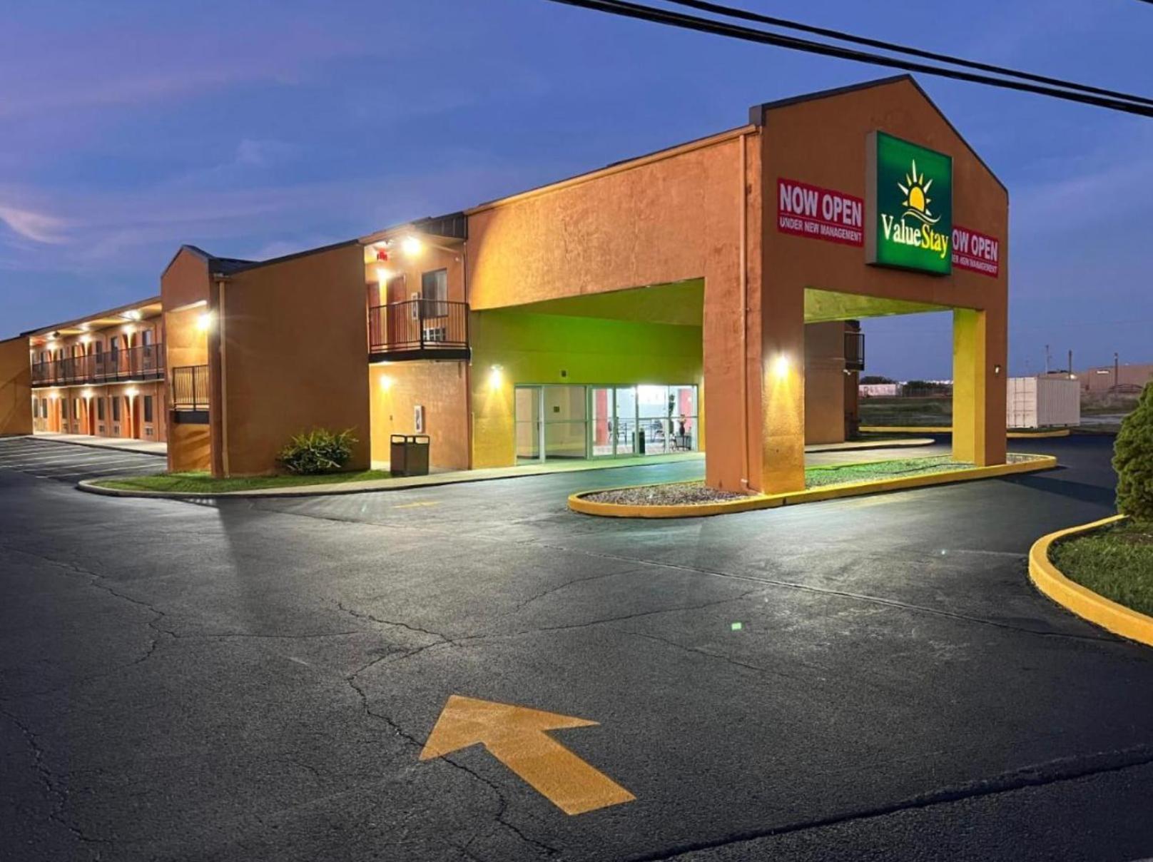 Value Stays By Oyo I-64 Winchester Exterior photo